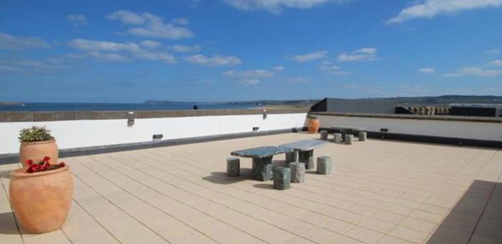Apartment Cosy 3 Bedroom In With Sea Views *